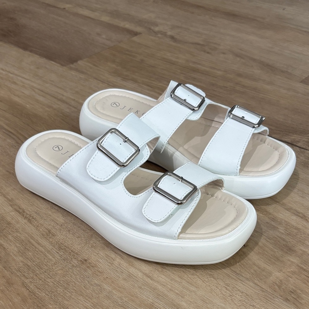 NEW Women’s JEKO Platform Double Buckle Sandals